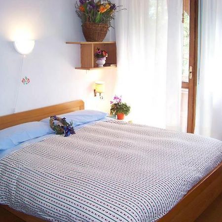 Garni Pecol Bed & Breakfast Fusine Стая снимка